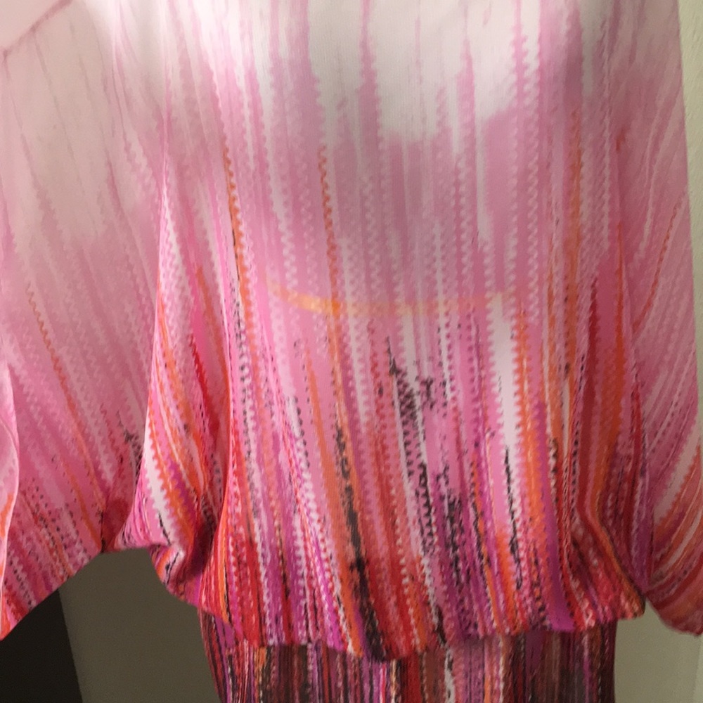 Pink top - Picture 2 of 4